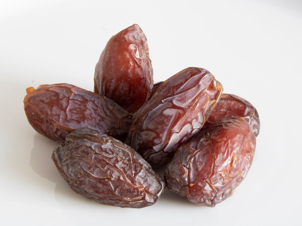 Organic Deglet Noor Dates – 25kg Pack